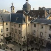 Cour de l'Institut Catholique, EBD, Paris, crédit photo Stéphane Beguier